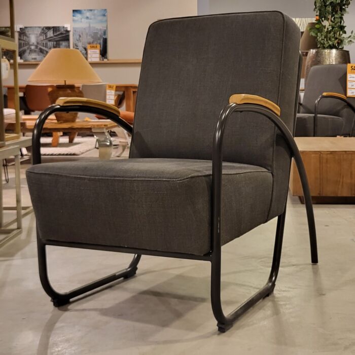 Lathinn Fauteuil Met Lichte Beschadiging