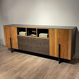 Ora Dressoir